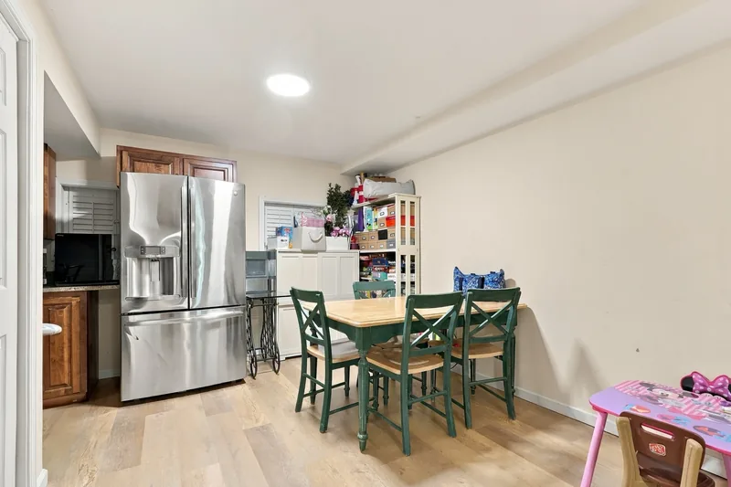 Walkout level kitchenette
